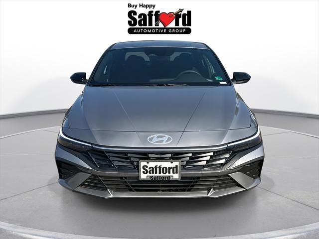 new 2025 Hyundai Elantra car, priced at $27,005