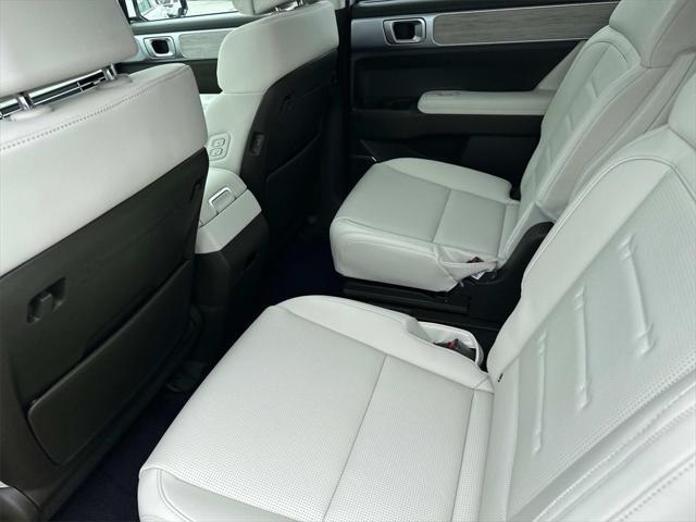 new 2025 Hyundai SANTA FE HEV car, priced at $49,045