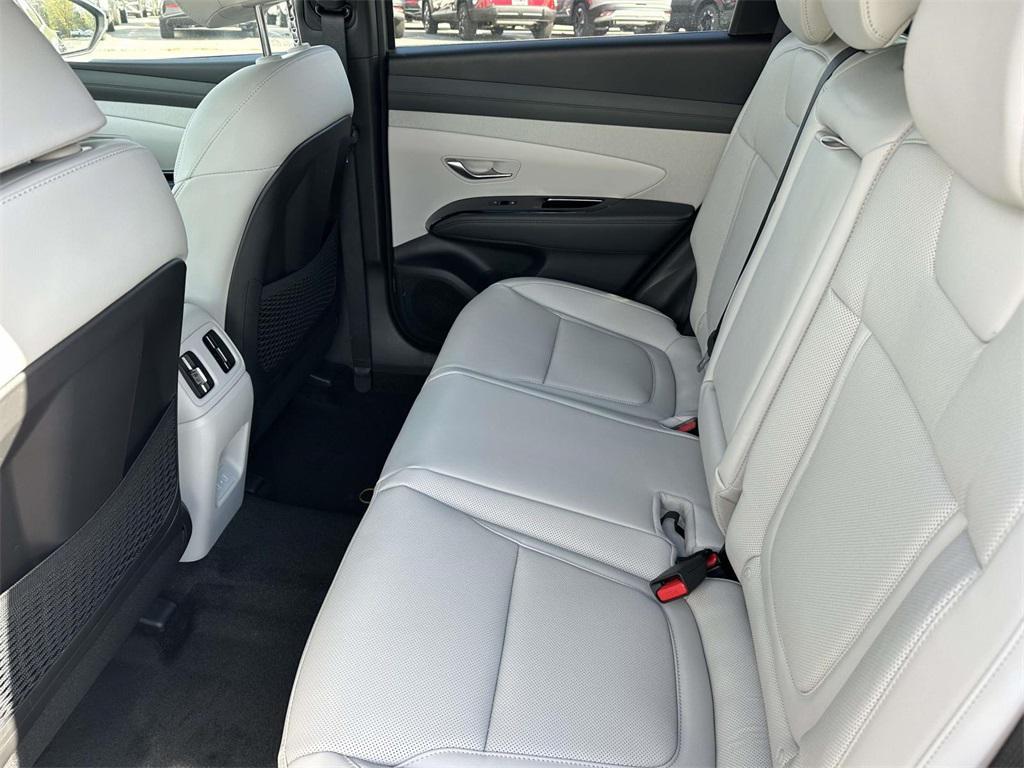 new 2026 Hyundai TUCSON Hybrid car, priced at $44,620