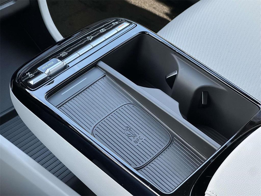 new 2026 Hyundai TUCSON Hybrid car, priced at $44,620