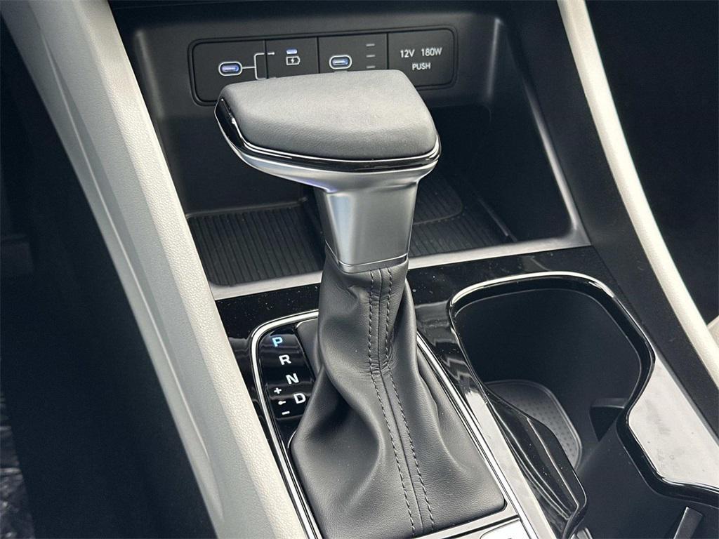 new 2025 Hyundai Tucson car, priced at $32,640