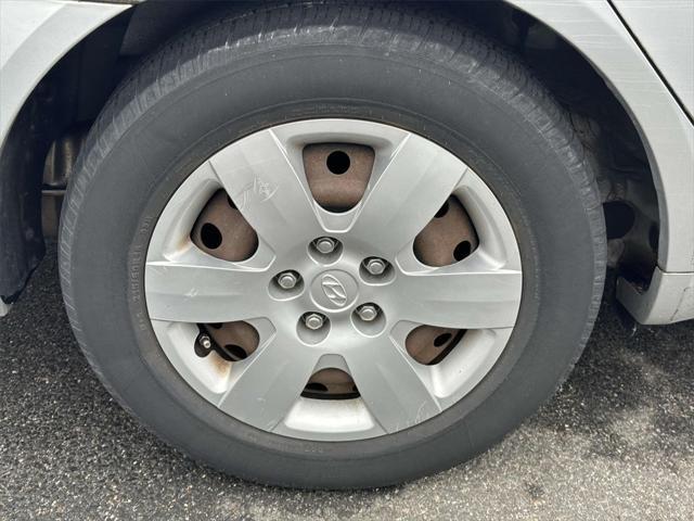 used 2009 Hyundai Sonata car, priced at $6,000