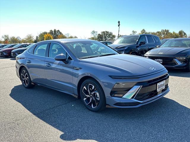 new 2025 Hyundai Sonata car, priced at $29,940