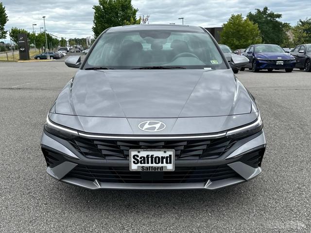 new 2024 Hyundai Elantra car, priced at $25,366