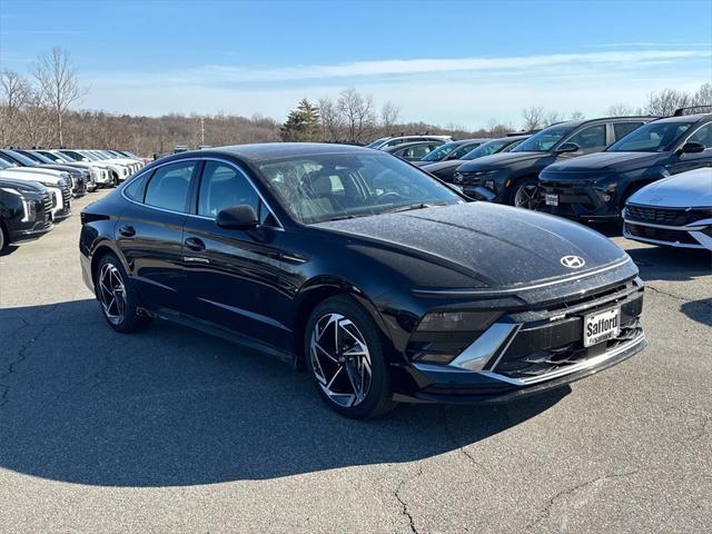 new 2025 Hyundai Sonata car, priced at $31,990