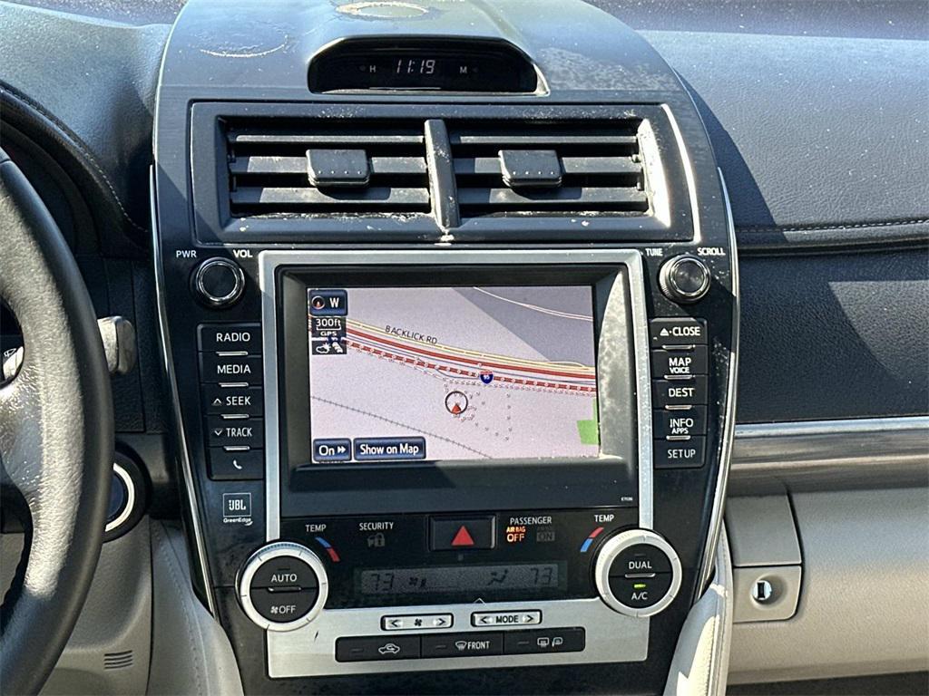 used 2014 Toyota Camry Hybrid car, priced at $9,500