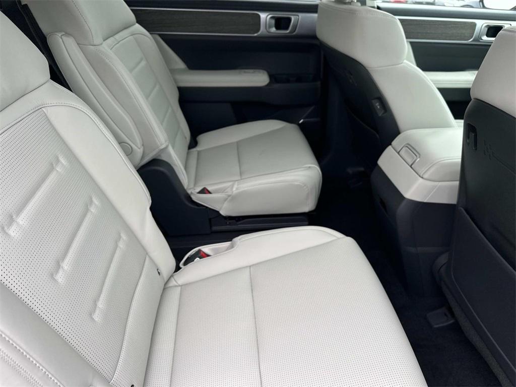 new 2026 Hyundai SANTA FE HEV car, priced at $52,640