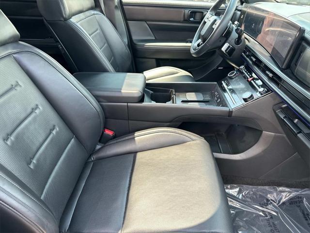 used 2024 Hyundai Santa Fe car, priced at $40,000