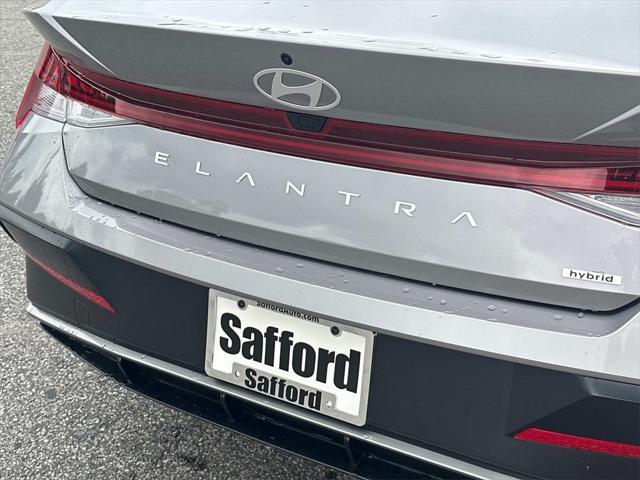 new 2025 Hyundai Elantra car, priced at $29,315