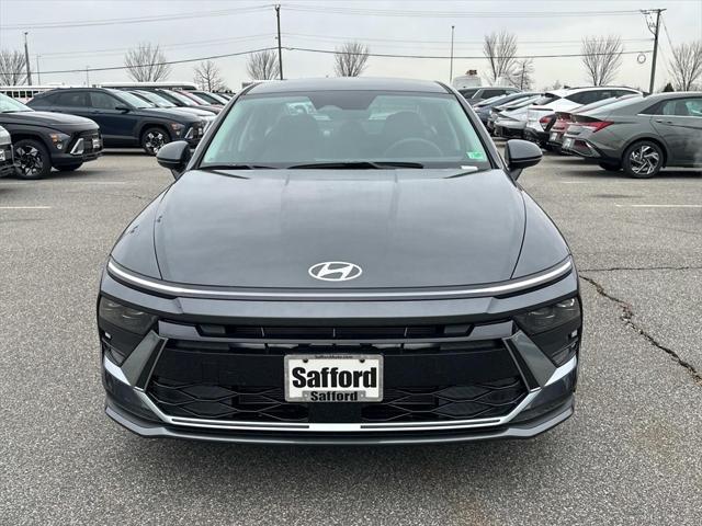 new 2025 Hyundai Sonata car, priced at $28,075