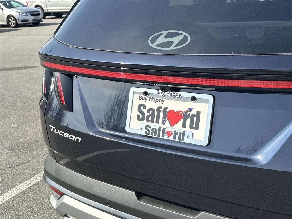 new 2026 Hyundai TUCSON Hybrid car, priced at $44,320