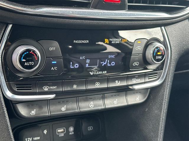used 2020 Hyundai Santa Fe car, priced at $24,500