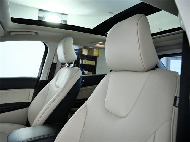 used 2022 Ford Edge car, priced at $29,999