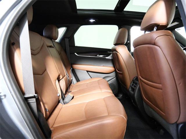 used 2022 Cadillac XT5 car, priced at $33,999