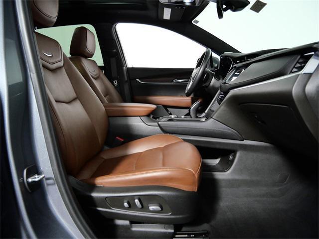used 2022 Cadillac XT5 car, priced at $33,999
