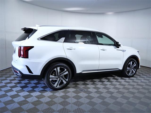 used 2023 Kia Sorento Hybrid car, priced at $30,999