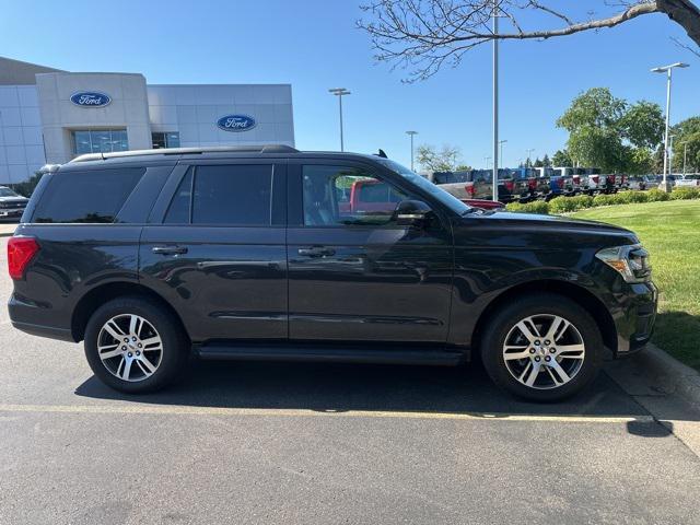 used 2024 Ford Expedition car, priced at $60,000