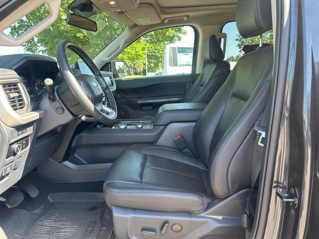 used 2024 Ford Expedition car, priced at $60,000
