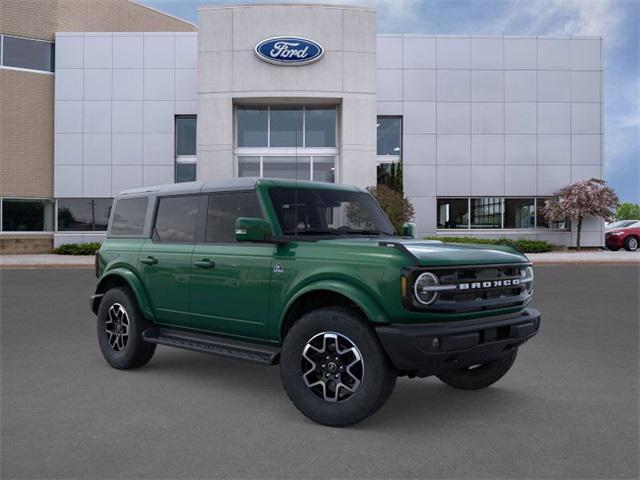 new 2025 Ford Bronco car, priced at $52,619