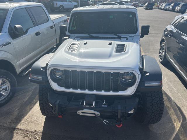 used 2024 Jeep Gladiator car, priced at $47,888