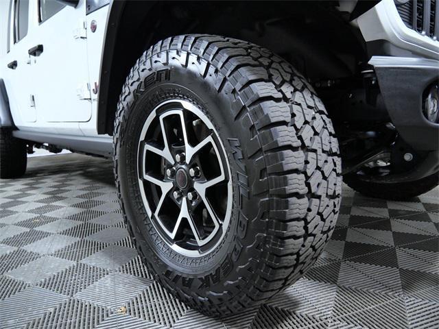 used 2024 Jeep Gladiator car, priced at $44,499
