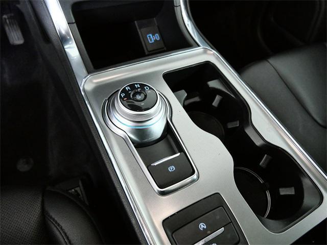 used 2022 Ford Edge car, priced at $30,000