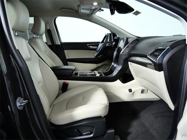 used 2022 Ford Edge car, priced at $29,999