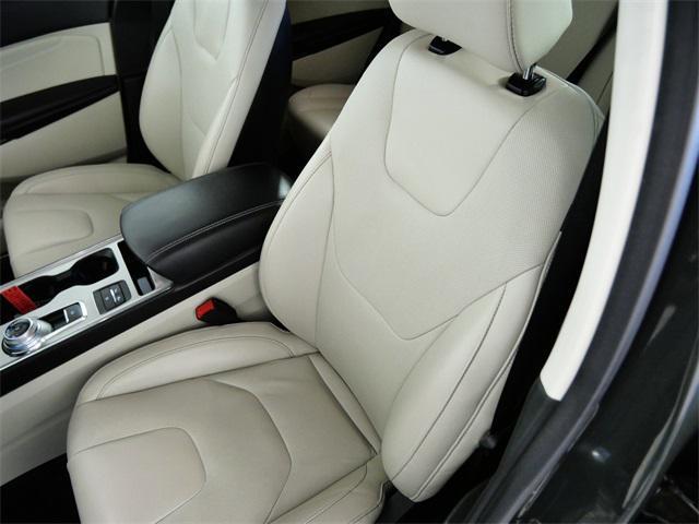 used 2022 Ford Edge car, priced at $29,999