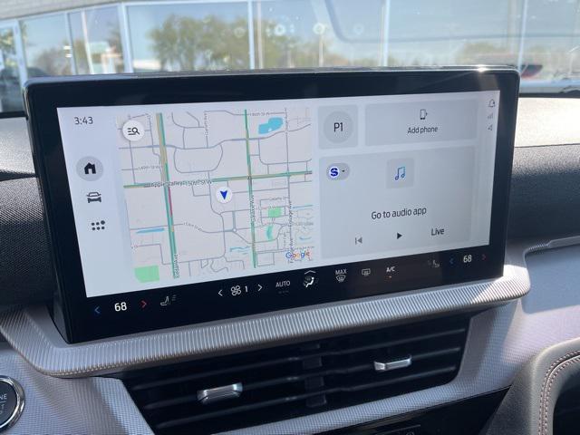used 2025 Ford Explorer car