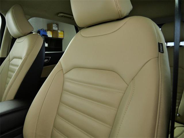 used 2024 Ford Edge car, priced at $27,999