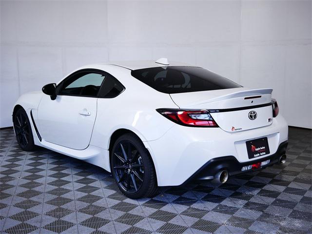 used 2023 Toyota GR86 car, priced at $30,999