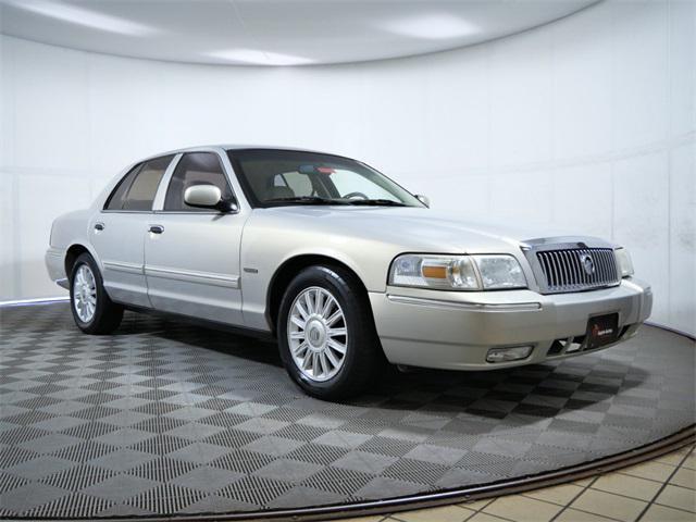 used 2010 Mercury Grand Marquis car, priced at $6,000