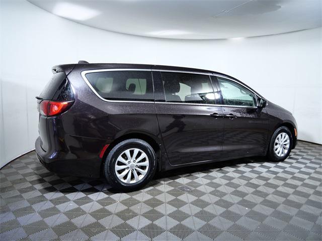 used 2017 Chrysler Pacifica car, priced at $7,400
