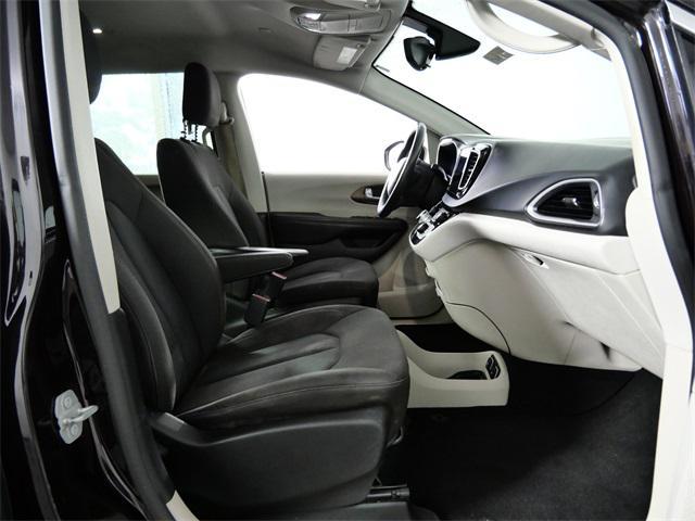 used 2017 Chrysler Pacifica car, priced at $7,400