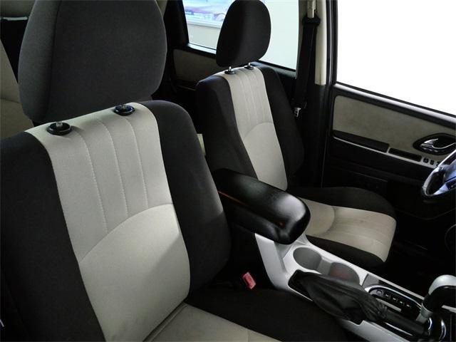 used 2005 Mercury Mariner car, priced at $4,500