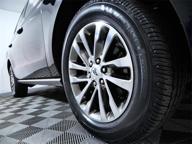 used 2018 Ford Expedition car, priced at $19,899