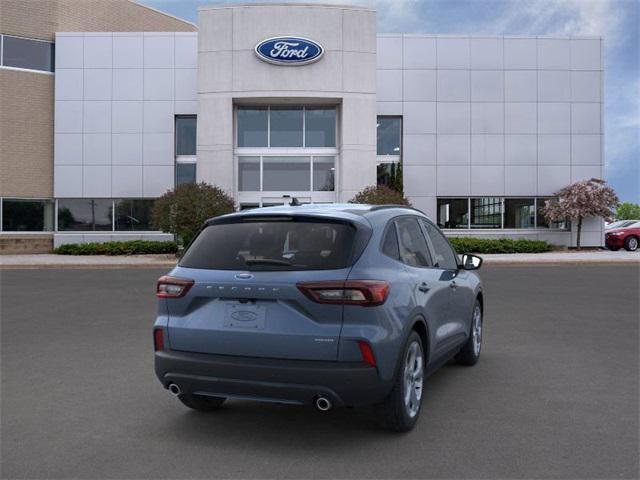 new 2025 Ford Escape car, priced at $31,018