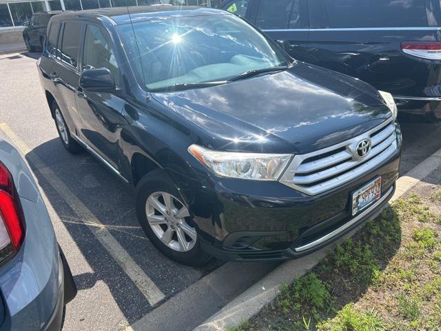 used 2011 Toyota Highlander car, priced at $10,999