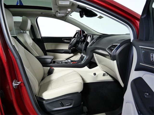 used 2022 Ford Edge car, priced at $30,999