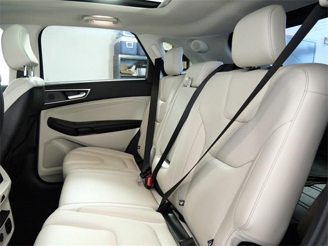 used 2022 Ford Edge car, priced at $30,999