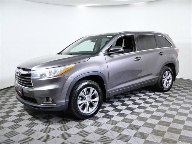 used 2015 Toyota Highlander car, priced at $16,999