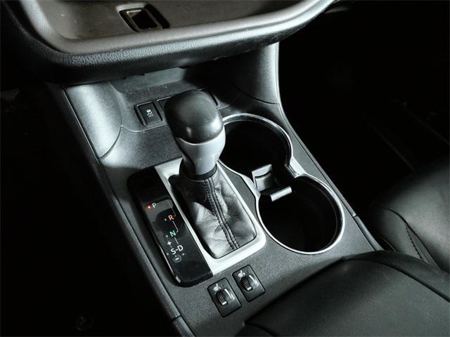 used 2015 Toyota Highlander car, priced at $16,999