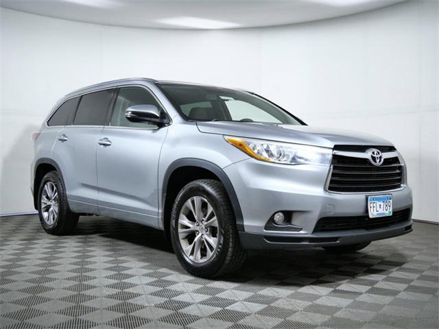 used 2015 Toyota Highlander car, priced at $16,999