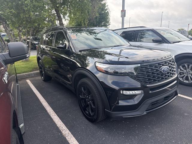 used 2023 Ford Explorer car, priced at $38,999