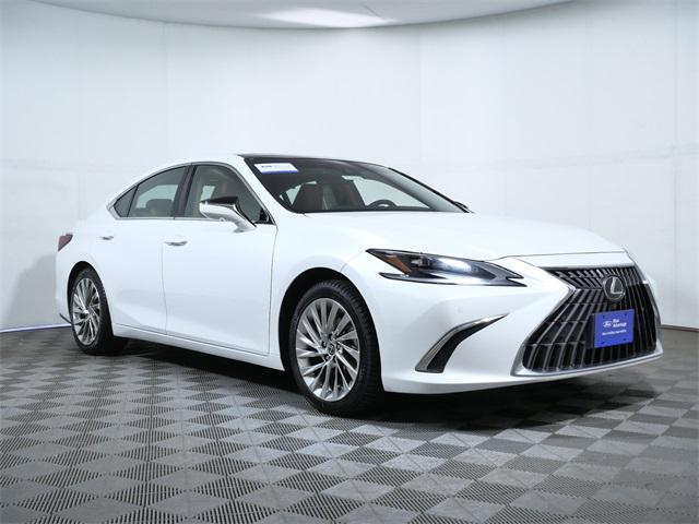used 2022 Lexus ES 350 car, priced at $38,799