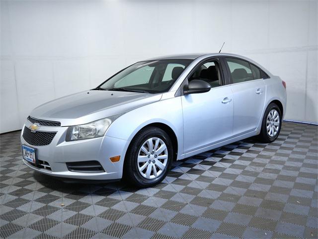 used 2011 Chevrolet Cruze car, priced at $7,500