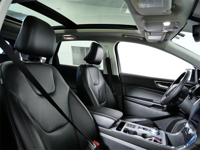 used 2022 Ford Edge car, priced at $30,999