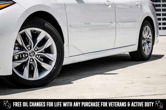 used 2022 Toyota Avalon Hybrid car, priced at $32,662