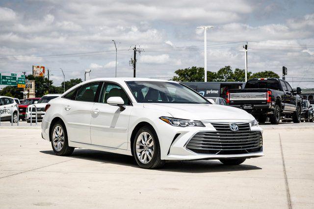 used 2022 Toyota Avalon Hybrid car, priced at $32,662
