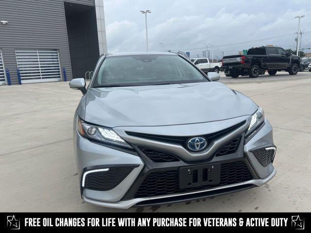 used 2024 Toyota Camry Hybrid car, priced at $33,017